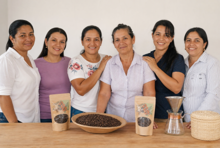 Grupo Asociativo De Mujeres Ahorradoras En Acción